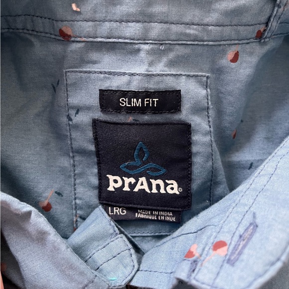 PrAna Mens Size Large Short Sleeve Button Up Shirt Cherry Print Light Blue - Picture 6 of 8